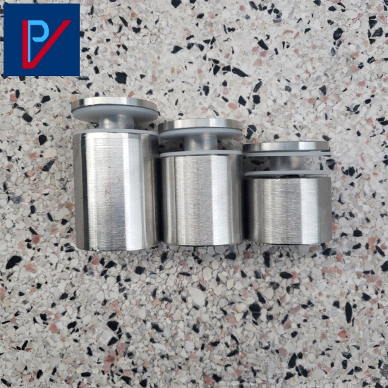 ỐC KÍNH ĐẶC OKD p38 x 3F ren 8 (CON)